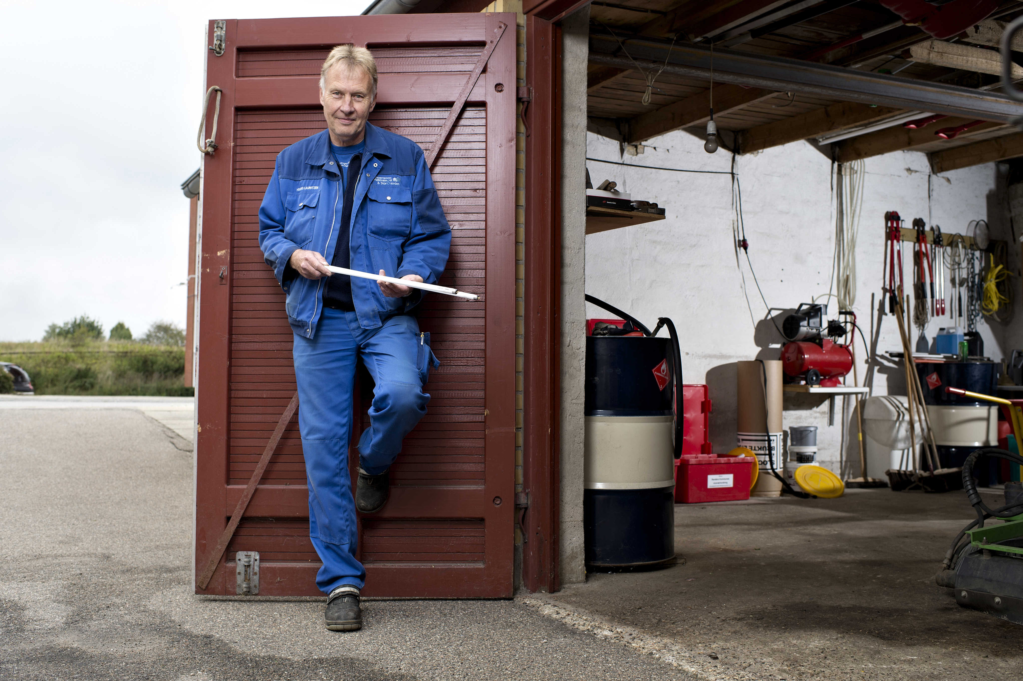 Pedel med lysstofrør